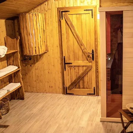 Etno Kula Villa Malo Srediste