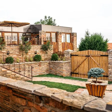 Etno Kula Βίλα Malo Srediste