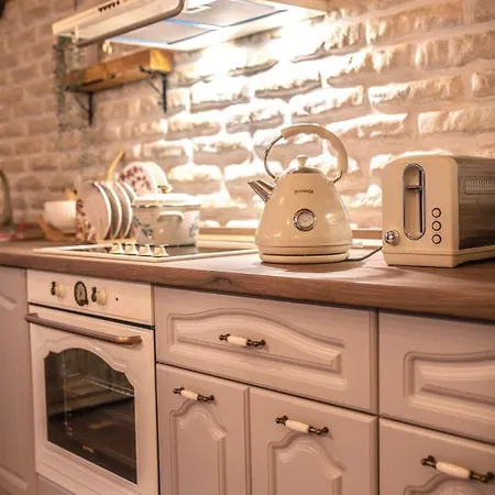 Etno Kula Malo Srediste