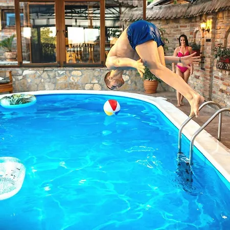 Etno Kula Villa Malo Srediste