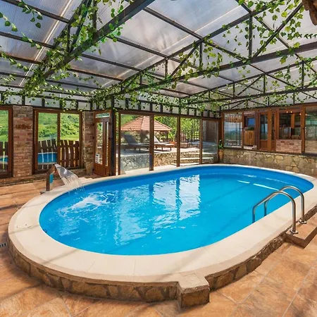 Etno Kula Villa